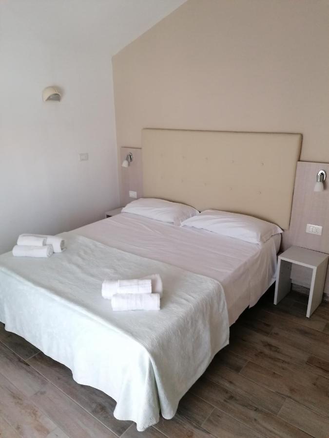 רימיני Hotel Luna מראה חיצוני תמונה