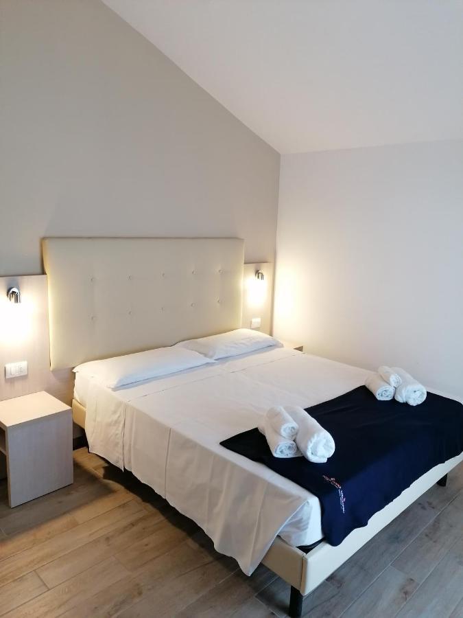רימיני Hotel Luna מראה חיצוני תמונה